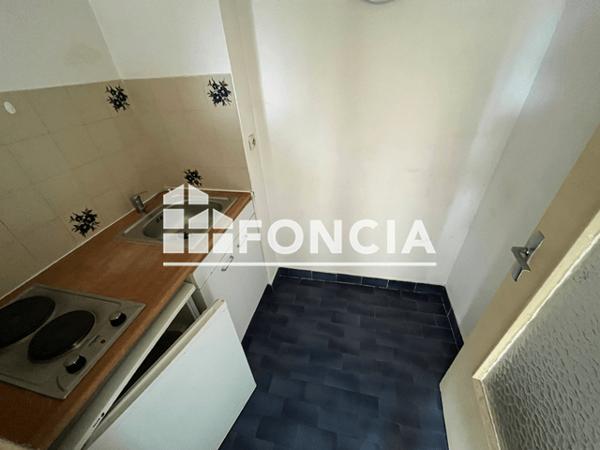 Location Studio 19.41 m² - 7 allée du clos des pins Nimes 30000