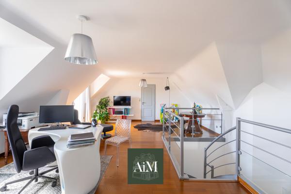 Maison familiale de qualité aux beaux volumes à proximité du Golfe du Morbihan