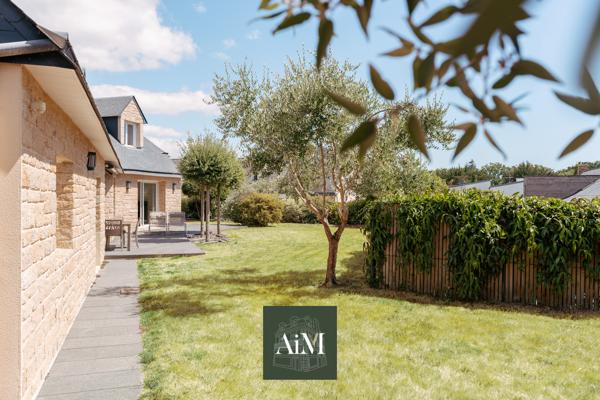 Maison familiale de qualité aux beaux volumes à proximité du Golfe du Morbihan
