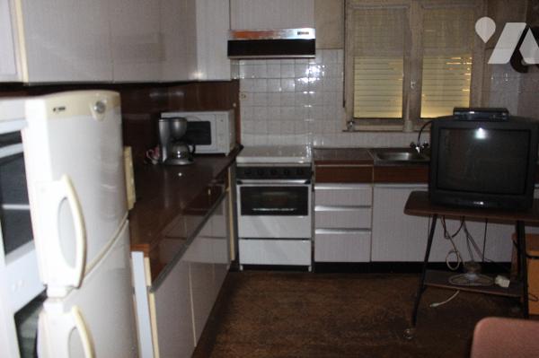 Maison ancienne de caractère à rénover complétement sur un terrain de 536m² avec garage attenant