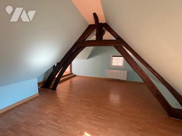 ORBEC PROCHE CENTRE VILLE MAISON COLOMBAGES BEL ENVIRONNEMENT BEAUX VOLUMES