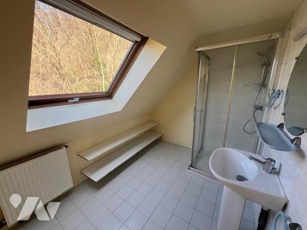 ORBEC PROCHE CENTRE VILLE MAISON COLOMBAGES BEL ENVIRONNEMENT BEAUX VOLUMES