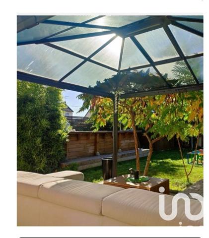 Maison 4 pièces de 111 m² à Sevran (93270)