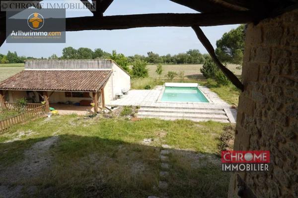Vente                                                      Maison
                        
                     9 pièces                      252 m2                     à Fourques-sur-Garonne
