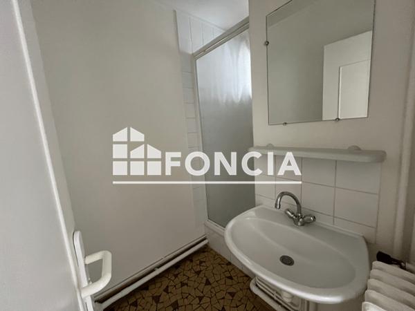 Location Appartement 3 pièces 52.52 m² - 12 RUE D'HERMANVILLE Caen 14000