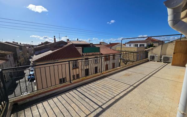 Immeuble à vendre    5 pièces •  Port-la-Nouvelle