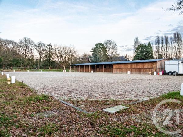 Maison à vendre  7 pièces - 394 m2 L HUISSERIE - 53