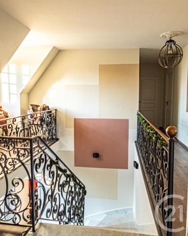 Maison à vendre  7 pièces - 394 m2 L HUISSERIE - 53