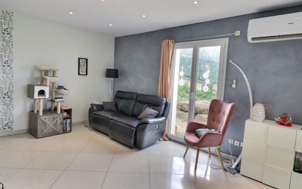 Maison à vendre    5 pièces • 131 m2 Vasselin