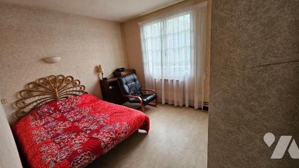 A vendre, En Charente Maritime, Royan, Quartier de la Métairie et de Pontaillac, le bien est si...