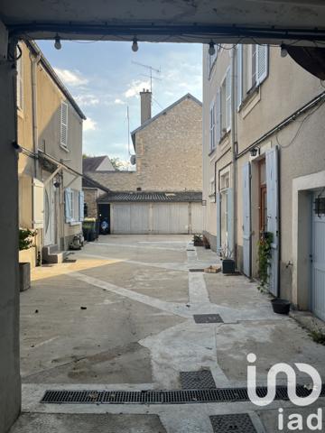 Location appartement 2 pièces 42 m² Fontainebleau