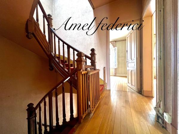 Montargis, En Exclusivité ! Belle demeure de charme 7 pièces, 186 m2