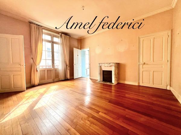 Montargis, En Exclusivité ! Belle demeure de charme 7 pièces, 186 m2