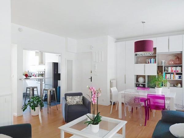 EXCLUSIVITÉ LORIENT : Bel appartement T2 entièrement rénové avec parking