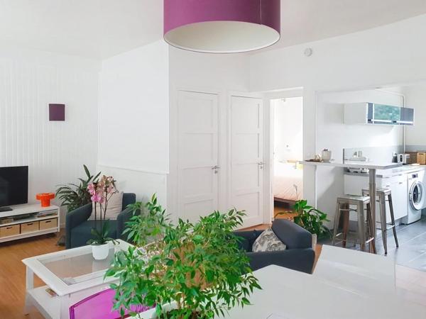 EXCLUSIVITÉ LORIENT : Bel appartement T2 entièrement rénové avec parking