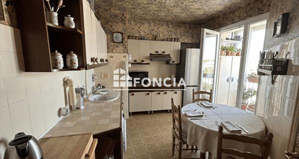 À vendre Appartement 3 pièces 86 m² - Marseille 13006
