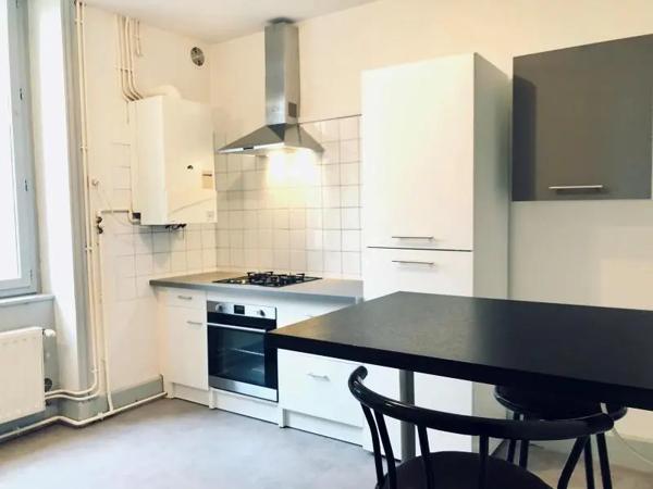 Appartement à louer 1 pièce 39.44m²