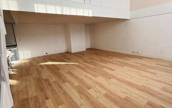 Appartement à vendre    4 pièces • 108 m2 Saint-Quentin