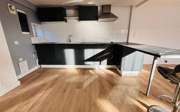 Appartement à vendre    4 pièces • 108 m2 Saint-Quentin