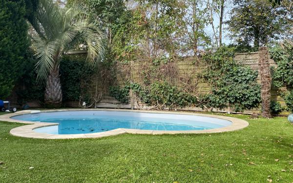 Maison à vendre    5 pièces •  Bordeaux