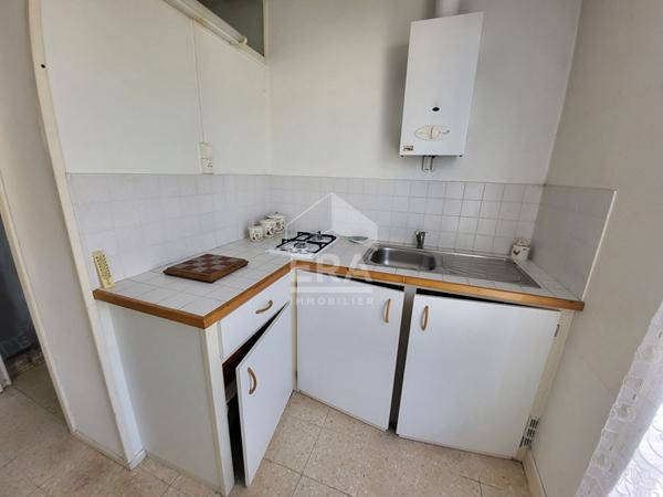 MAISON DE VILLE - ROYAN - PROCHE commerces et plages