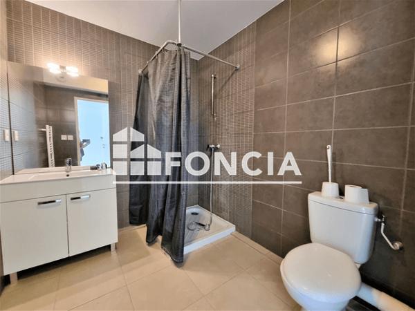 Location Studio 29.9 m² - 382 AVENUE DES ROUTES Toulon 83100