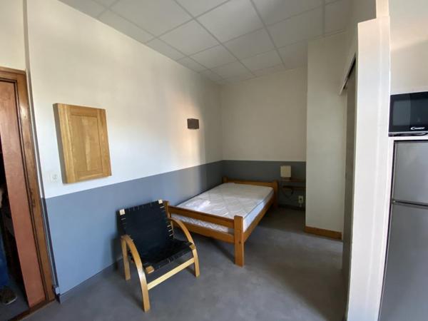 Studio meublé, proche de la gare