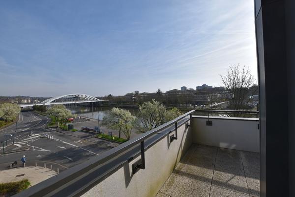 Duplex meublé Pontoise - 3 pièces - 59.86 m2