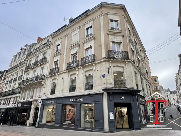 ANGERS HYPERCENTRE - APPARTEMENT T3 HAUSSMANIEN
