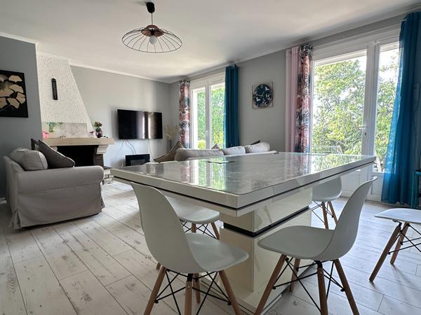 16400 LA COURONNE Immeuble de rapport ou maison familiale 240 m2 - 4 logements à La Couronne