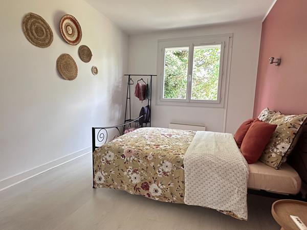 16400 LA COURONNE Immeuble de rapport ou maison familiale 240 m2 - 4 logements à La Couronne