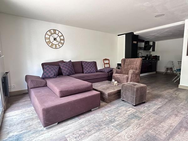 16400 LA COURONNE Immeuble de rapport ou maison familiale 240 m2 - 4 logements à La Couronne