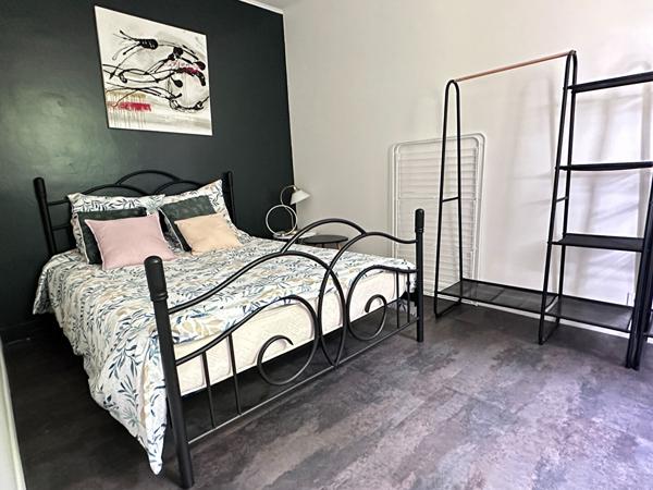 16400 LA COURONNE Immeuble de rapport ou maison familiale 240 m2 - 4 logements à La Couronne