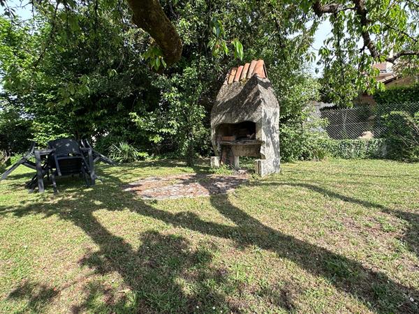 16400 LA COURONNE Immeuble de rapport ou maison familiale 240 m2 - 4 logements à La Couronne