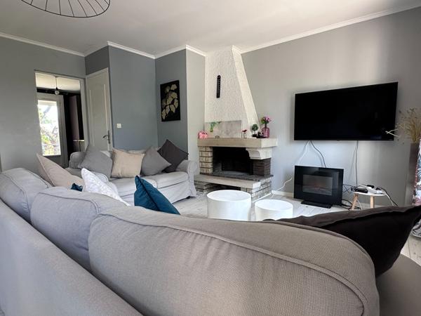16400 LA COURONNE Immeuble de rapport ou maison familiale 240 m2 - 4 logements à La Couronne