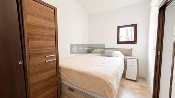 Vente                                                      Maison
                        
                     3 pièces                      64 m2                     à Fréjus
