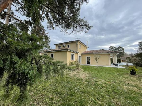 Maison à vendre 7 pièces de 164 m²