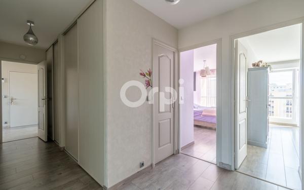 Appartement à vendre    5 pièces • 106,06 m2 Reims