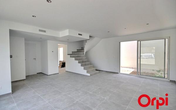 Maison à vendre    4 pièces • 102 m2 Marseille 13