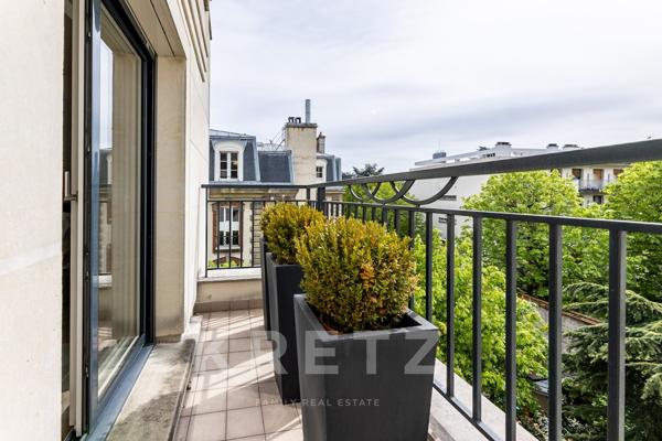 Penthouse avec terrasse à Neuilly-sur-Seine