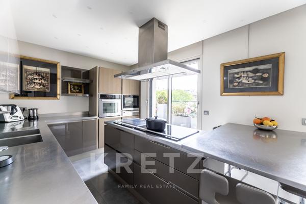 Penthouse avec terrasse à Neuilly-sur-Seine