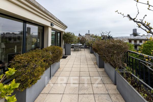 Penthouse avec terrasse à Neuilly-sur-Seine