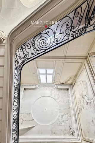 T6 duplex dans le Château de Grand Champ avec 3 parkings