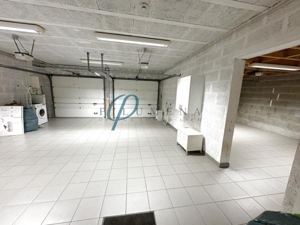 Maison de 192 m², chaleureuse avec 5 chambres et superbe jardin arboré sur Nort sur Erdre en classe C.