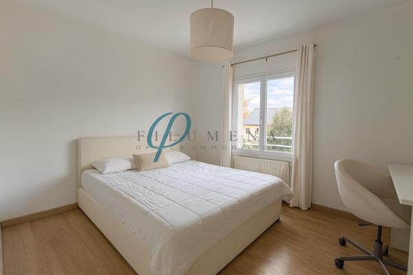 Maison de 192 m², chaleureuse avec 5 chambres et superbe jardin arboré sur Nort sur Erdre en classe C.