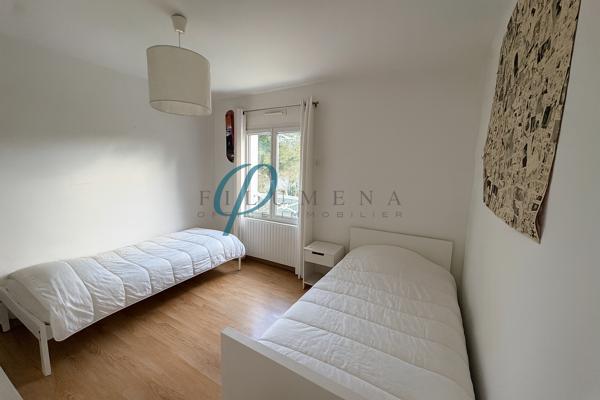 Maison de 192 m², chaleureuse avec 5 chambres et superbe jardin arboré sur Nort sur Erdre en classe C.