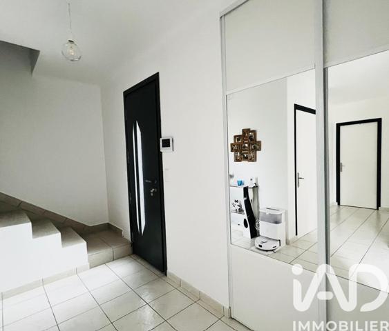 Maison à vendre 9 pièces 250 m² Pont-Saint-Martin