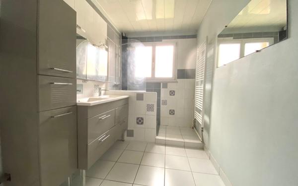 Appartement à vendre    3 pièces •  Aubergenville