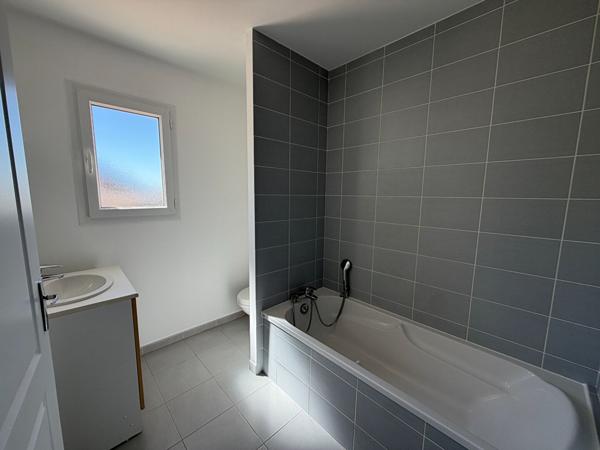 POITIERS ? QUARTIER DEMI-LUNE ? MAISON 5 PIÈCES AVEC GARAGE ? TERRAIN D'ENVIRON 200 M²