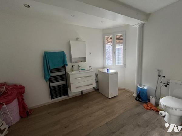 VENDS IMMEUBLE QUINTIN